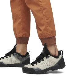 Women's Technician Jogger Pants